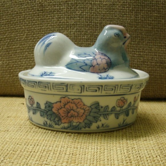 Vintage Oriental Style Chicken Trinket Box